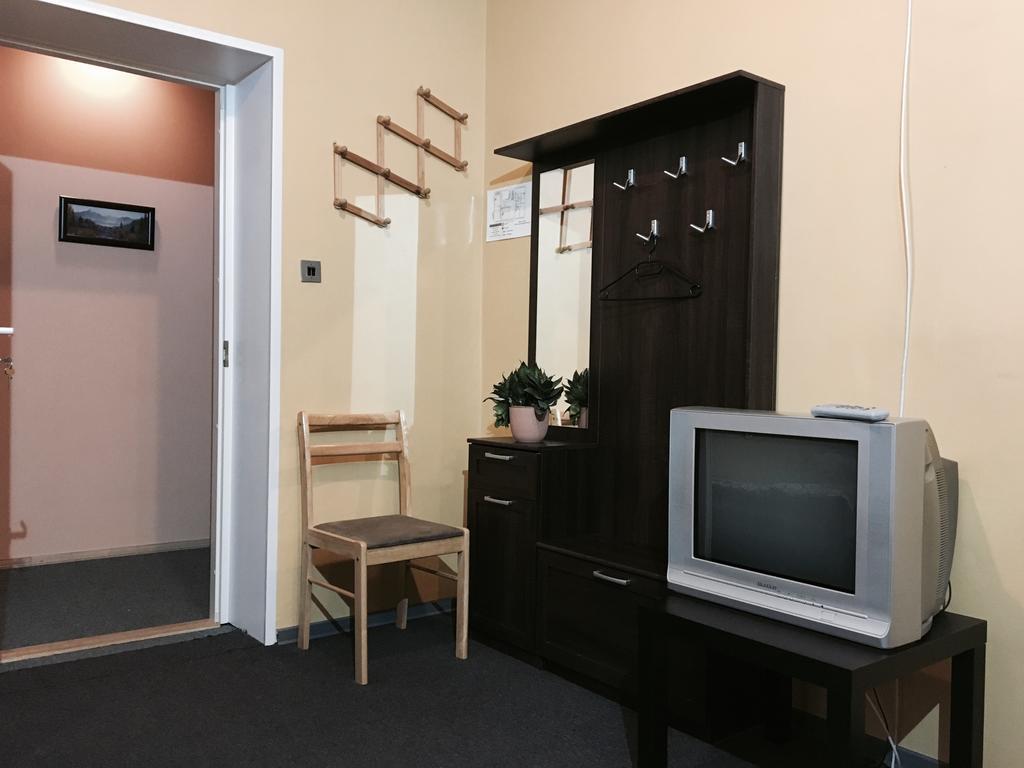 Maria Hostel Valga Buitenkant foto